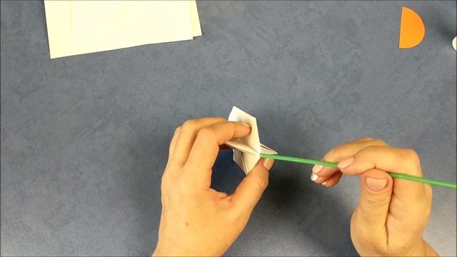 Снеговик из бумаги. Как сделать надувной бумажный шар. Paper snowman DIY смотреть онлайн