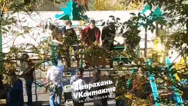 Астрахань. Детская площадка для чотких смотреть онлайн