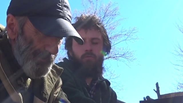 УШЁЛ ОТ ЛЮДЕЙ И ЖИВЁТ ОДИН В ГОРАХ КАВКАЗА. Смотреть до конца! Дахир 1ч смотреть онлайн