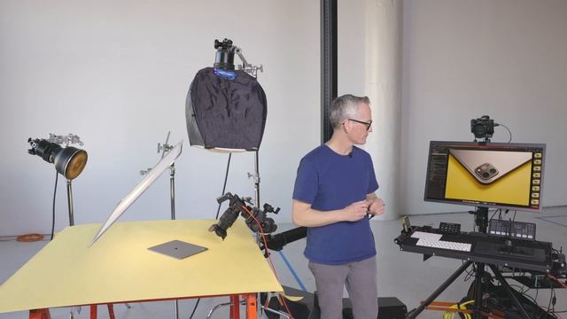 Sony A7R V - How To Use The Built-in Focus Stacking.