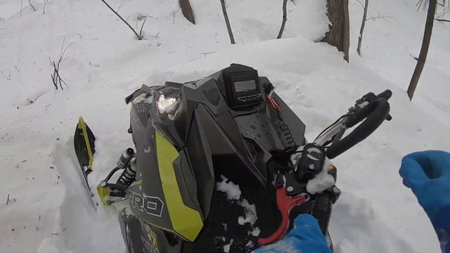 Залезли в большой овраг. Polaris pro rmk 800 Axis 163 смотреть онлайн