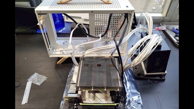 PCcooler i100 "HUMMINGBIRD " ITX Build смотреть онлайн