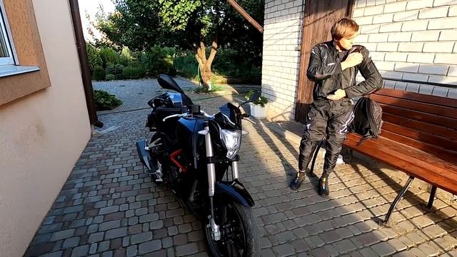 Сын купил мотоцикл #Geon BENELLI TNT25 . Покупкой довольный. Жизнь в частном доме смотреть онлайн