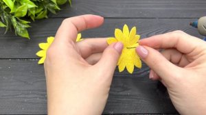 ? Цветы из фоамирана Резиночки из фоамирана Flores de fomi