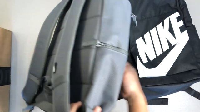 Nike Elemental vs. Heritage Backpack | Which Should You Buy? смотреть онлайн