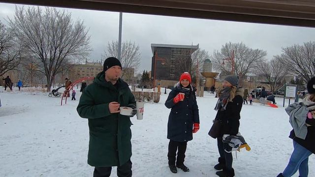 запрет на встречи - зимние развлечения в канаде смотреть онлайн