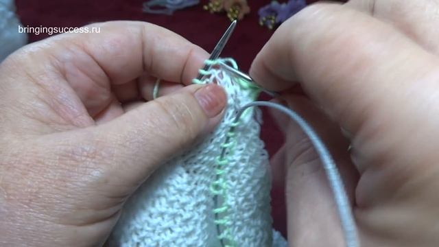 Хотите, чтобы Вашим деткам было тепло? Вязание шапочки на девочку (весна, осень) спицами смотреть онлайн