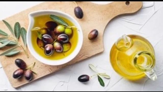 Пейте ОЛИВКОВОЕ МАСЛО натощак, и через несколько дней с вашим телом произойдет 9 невероятных изме.. смотреть онлайн