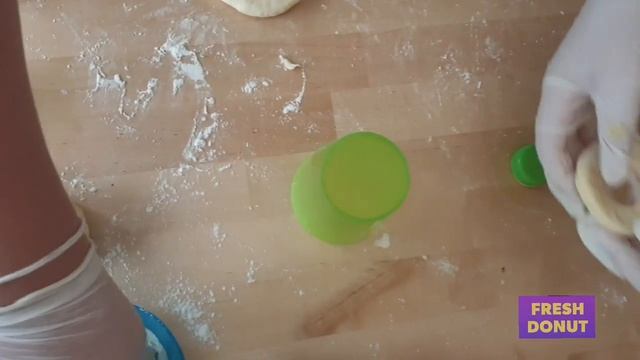 Delivery of Baby Fresh Donut смотреть онлайн