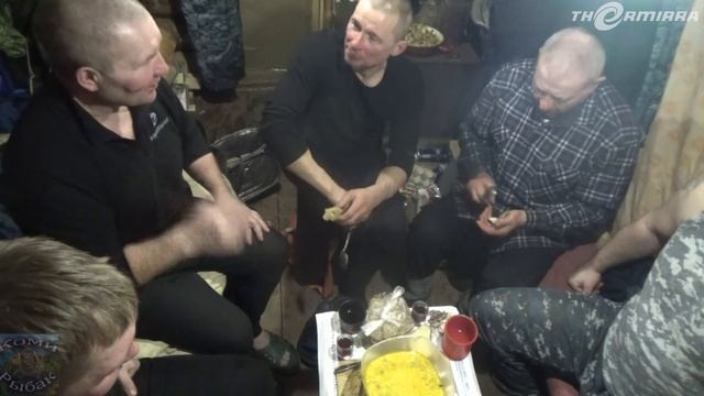 ЗАКЛЮЧИТЕЛЬНАЯ РЫБАЛКА НА ЛЕСНОЙ РЕЧКЕ #4 \ УДАЧА ПОД ЗАНАВЕС \ ВЕЧЕР В ЛЕСНОЙ ИЗБЕ смотреть онлайн