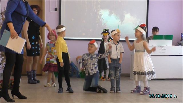 Маша садик праздник осени 2019 001 смотреть онлайн
