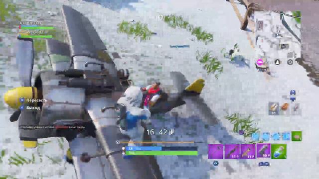 ДЕВОЧКА НУБ ИГРАЕТ В FORTNITE (без звука) смотреть онлайн