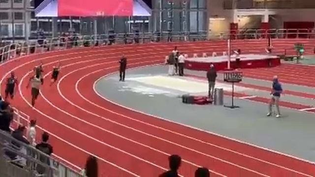 2/17/23 - Chris Holt - 200m Final (21.47) CHAMPION! смотреть онлайн