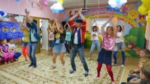 Супер зажигательный танцевальный батл на выпускной. Приобрести сценарий dessad80@bk.ru, цена 1500р.