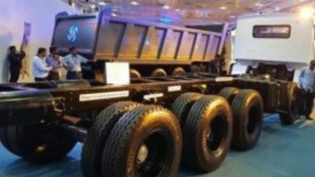 Tata 4223 LPT | Price,Details | Hindi | Auto Gear India смотреть онлайн