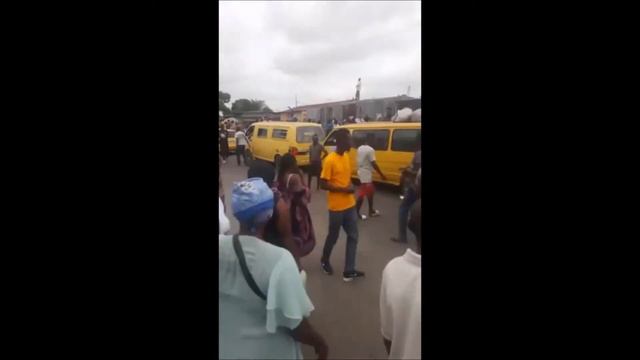 Kinshasa Élus Sénateurs Kimbuta, Tshibala, Badibanga Et Le Prisonier Franck Diongo Abimi Na Prison смотреть онлайн