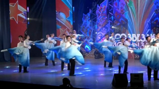 Народный ансамбль эстрадного танца "Кристалл", "Струны моей души" смотреть онлайн