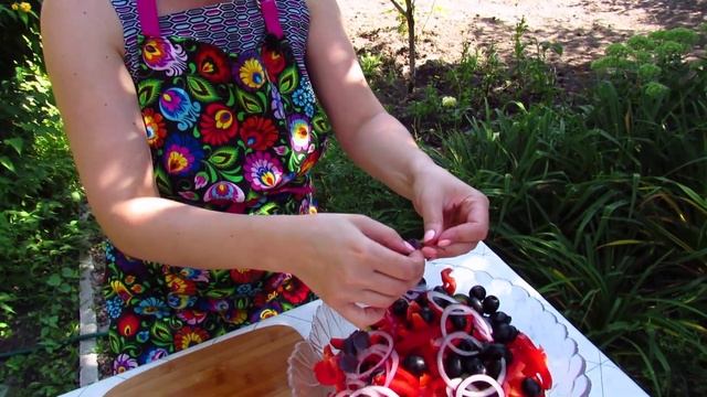 Греческий салат. Готовлю на даче | Всегда Вкусная Еда смотреть онлайн