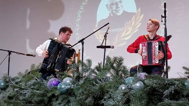 Pietro Adragna - concert solo en Sibérie au festival de Ivan Malanin 23/12/2021 à Novosibirsk смотреть онлайн