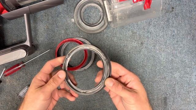 Vacuum repair man fixes common Dyson V11, V12, V15 cordless problem смотреть онлайн