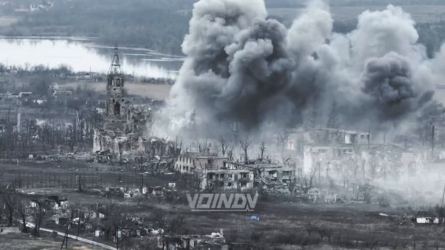 Мощнейшие прилёты по ВСУшникам в Новомихайловке смотреть онлайн