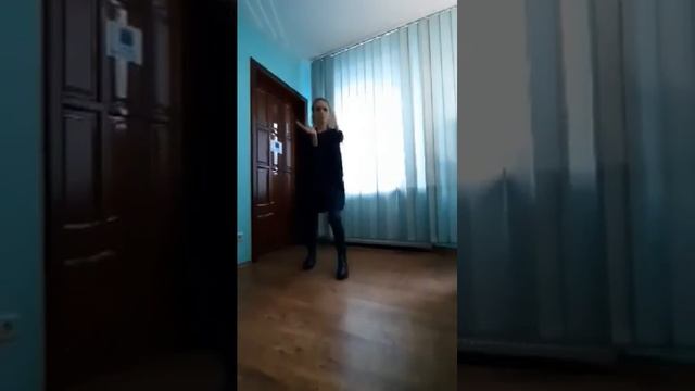 Eight hands. Sketch / Baihe смотреть онлайн