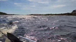 Вятбот 390pro по волнам на Ладоге.