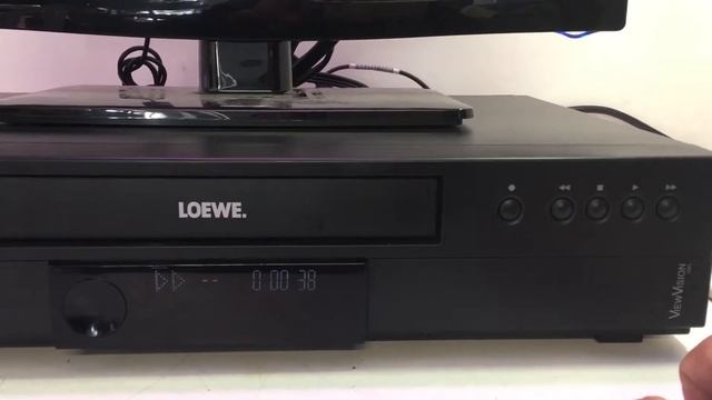 LOEWE VV5169H VHS VCR Tape Player (Made in Germany) смотреть онлайн
