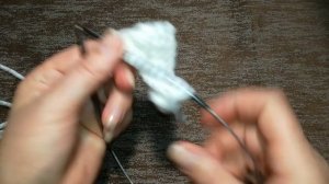 Прибавление и убавление петель при вязании платочной вязкой