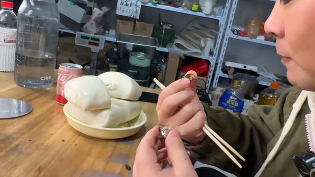 178元网购3斤眼镜螺，号称螺肉在壳外？网友：再也不怕嗦不出来了 смотреть онлайн