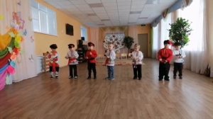 "Танец мальчиков с ложками" на 8 марта вторая младшая группа
