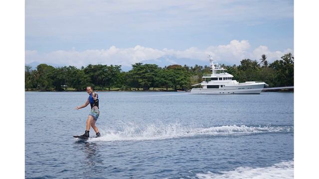 Основатель Amway Рич ДеВос был уверен в нашем успехе: КРУГОСВЕТКА Далтона ДеВоса смотреть онлайн