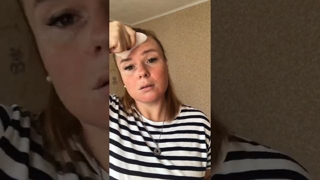 ПОДТЯНУТЬ ЛИЦО В ДОМАШНИХ УСЛОВИЯХ | КАК УБРАТЬ МОРЩИНЫ В ДОМАШНИХ УСЛОВИЯХ | #shorts смотреть онлайн