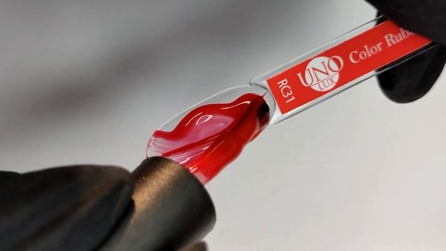 Выкраска: Каучуковое цветное базовое покрытие Uno Lux №RC31 Color Rubber Base смотреть онлайн