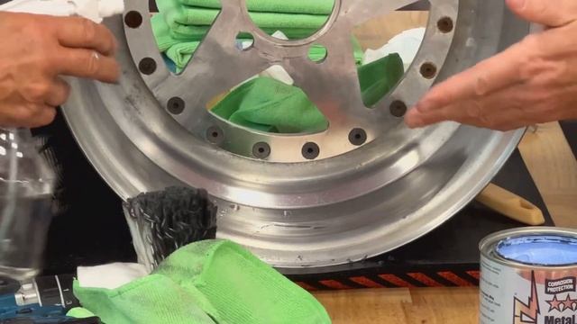 How to Polish BILLET ALUMINUM to a CHROME Shine in SECONDS смотреть онлайн