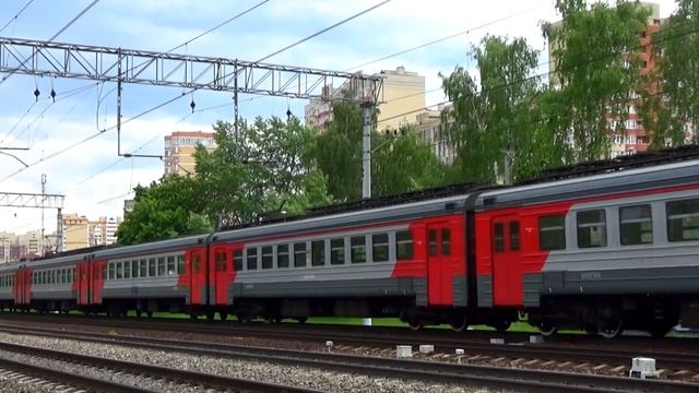 Электропоезд ЭД4М-0100 сообщением "Люберцы 1 - Москва Казанская" смотреть онлайн