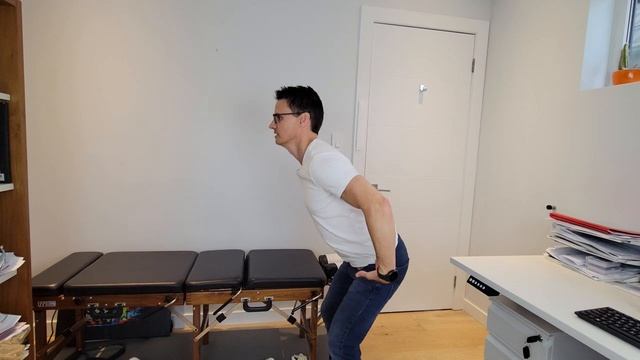Best Quick Posture Exercise for Back Pain | Dr. Jon Saunders смотреть онлайн