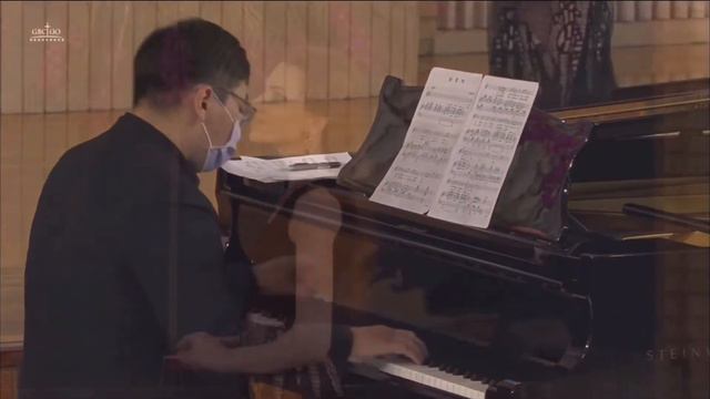 曲蔓地 - 艾拉 Alla смотреть онлайн