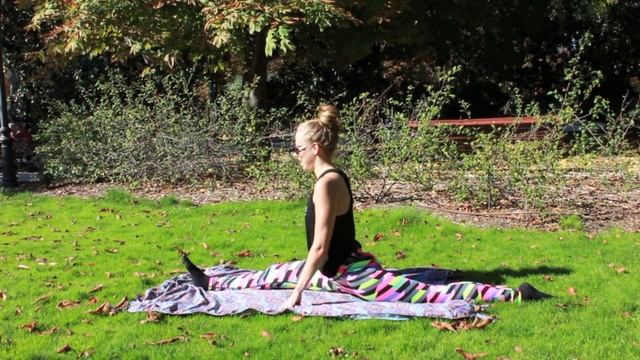 Pregaming Series: Legs Wide Open, Hip-Opening Stretches for Splits смотреть онлайн