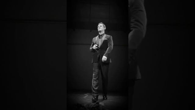 Денис Вертунов "У черного моря" смотреть онлайн