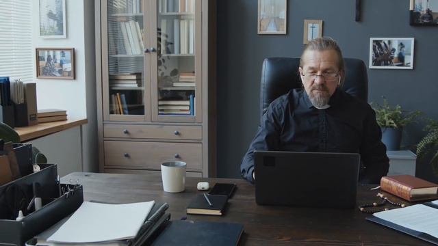The Secret Sins of Priests in Purgatory смотреть онлайн
