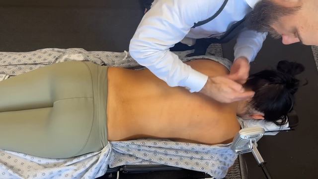 Perfect_Popping_Cracks__ASMR_Chiropractic___Relaxing_Manual_ смотреть онлайн