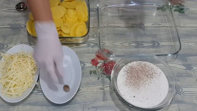 FIRINDA KREMALI PATATES/КАРТОФЕЛЬ СО СЛИВКАМИ ЗАПЕЧЕННЫЙ В ДУХОВКЕ смотреть онлайн