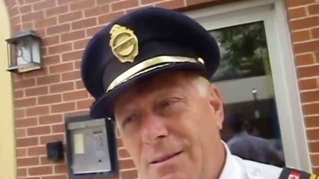 Fredericton Fire Chief Paul Fleming is confronted by the Blogger!!! смотреть онлайн