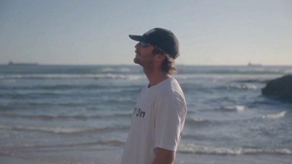 VladLaws music "Charmé"