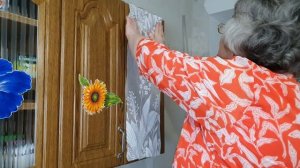 От кухни НЕ ОТОРВАТЬ ГЛАЗ! Наклеила тюль и штору НА КУХОННЫЕ ШКАФЧИКИ