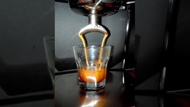 Doppio, Mujeres, Ascaso Arc, Compak K3 смотреть онлайн