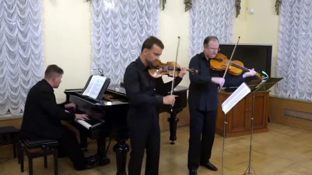 Брух №4. Восемь пьес для кларнета альта и ф-но. Сергей Морозов Константин Бабич Алексей Воронков смотреть онлайн