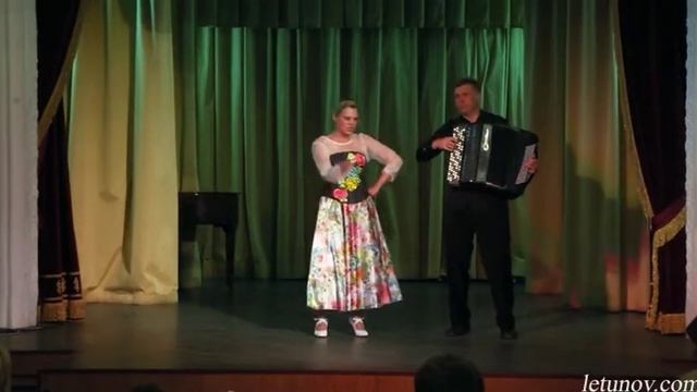 "Барыня-рассыпуха". Исп. Светлана Прядко, концертмейстер Александр Летунов. смотреть онлайн