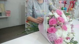 Букет с розой, хризантемой, альстромерии,эустома.